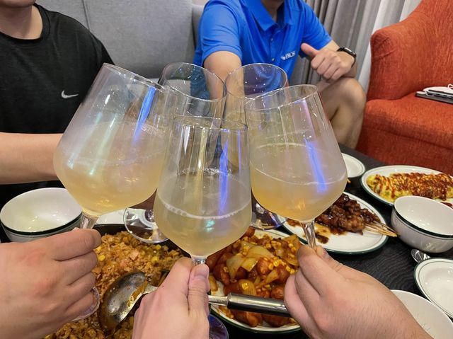 산림욕을 즐기며 모임을 즐길 수 있는 리조트⛰ ️