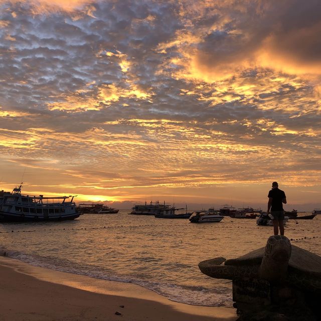 the most beautiful sunset in Koh tao 