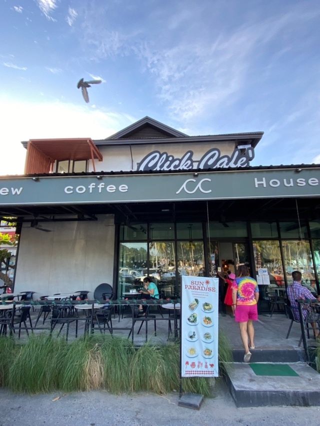 จิบกาแฟ ชมวิวฟีลแบบแคลิฟลอเนีย  @ Click cafe 