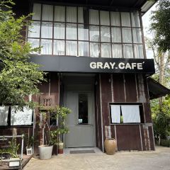 Gray 18 Cafe User Photo