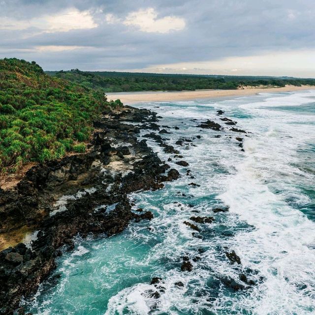 CIPANARIKAN BEACH - SUKABUMI