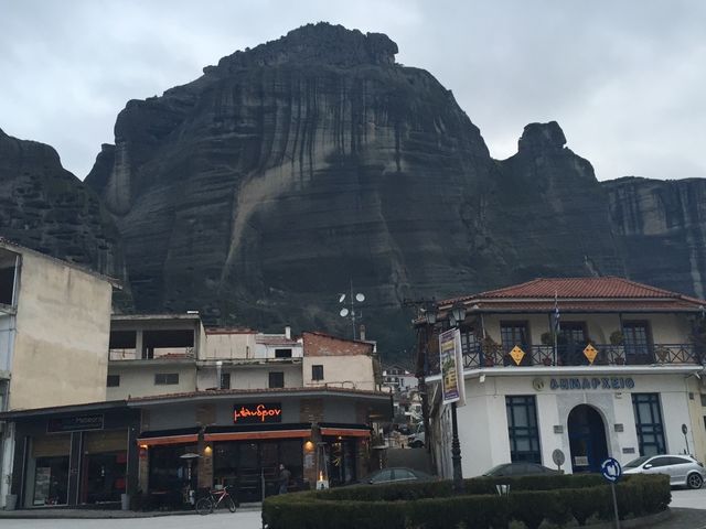 자연이 만든 그리스 메테오라 🏔