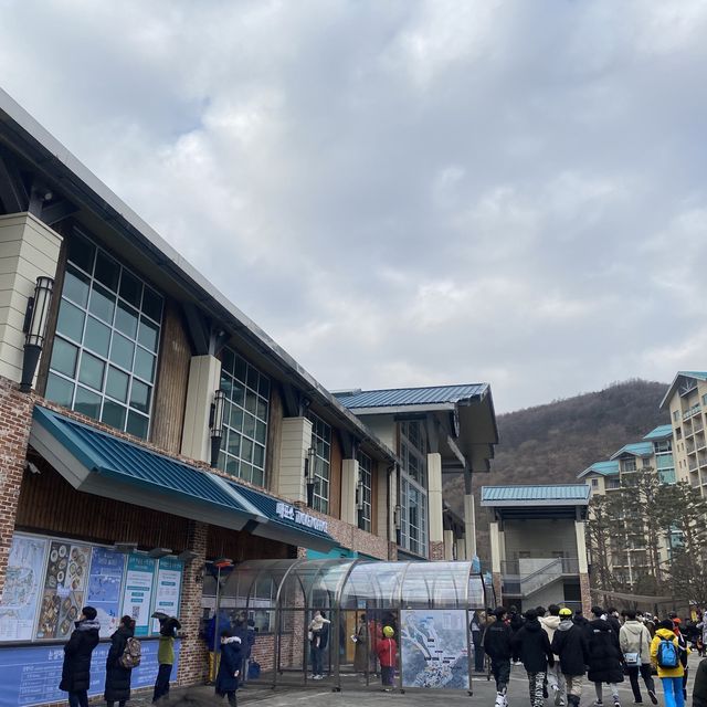 스키부터 썰매까지 한번에 즐길수 있는 곤지암리조트