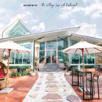 The Village Cafe& Restaurant 