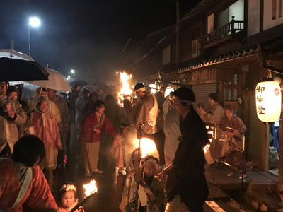 京都】京都三大奇祭!鞍馬の火祭りをご紹介 | Trip.com 京都】京都三大奇祭!鞍馬の火祭りをご紹介 | Trip.com