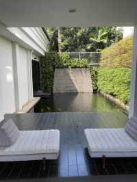 Manhattan Pattaya Hotel ทันสมัย เรียบหรู ดูดี