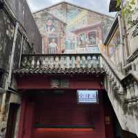 Hipster Chinatown Back Alley: Kwai Chai Hong