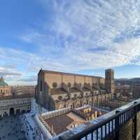 Looking over the city of Bologna 