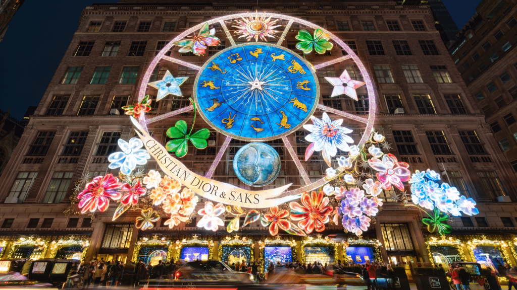 Saks Fifth Avenue Light Show 2025 | Christmas in New York 2025 | The Saks Flagship Store