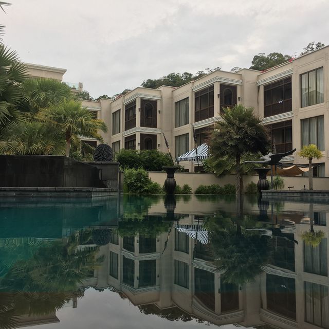 Free night stay @ The St Regis Langkawi 