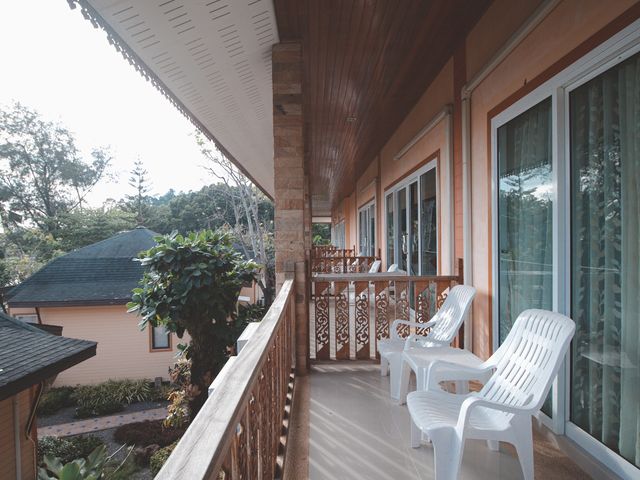 ที่พักแนวบาหลี ริมทะเลเกาะช้าง 