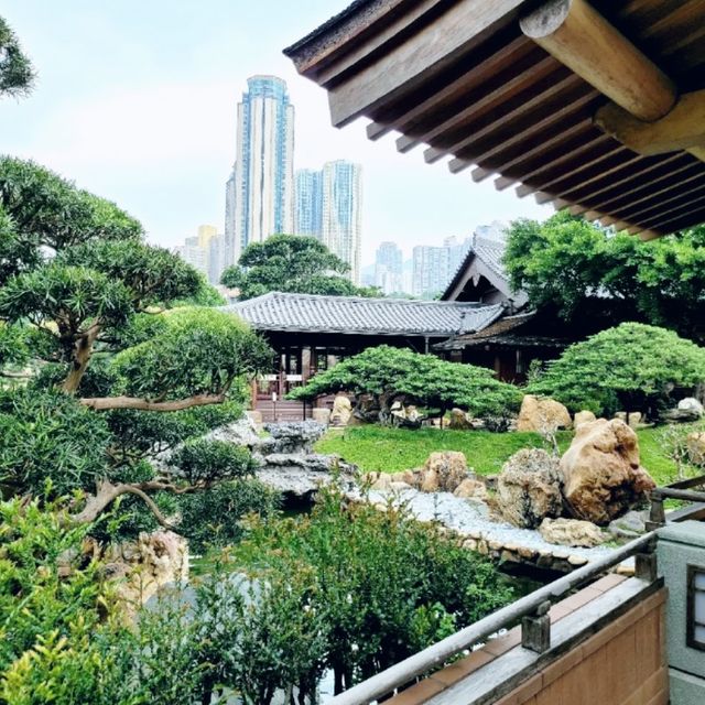 南蓮園池