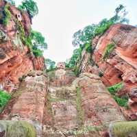 Giant Buddha near Chengdu - Must Visit