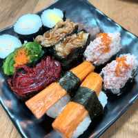 ข้ามเรือ ไปกิน อรทัย ซูชิ !!!