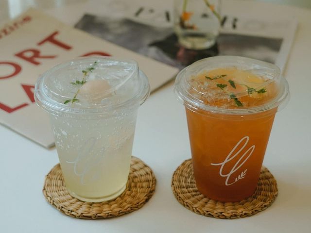 linlin.café ลิน ลิน คาเฟ่ โฮมคาเฟ่สีขาวมินิมอล