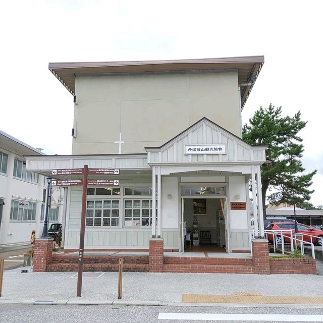 丹波焼ガチャガチャ設置している丹波篠山観光
