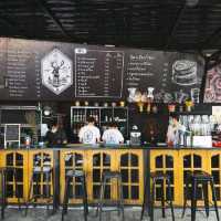 ทางของฝุ่น Coffee & Bar