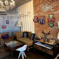 Retro cafe 