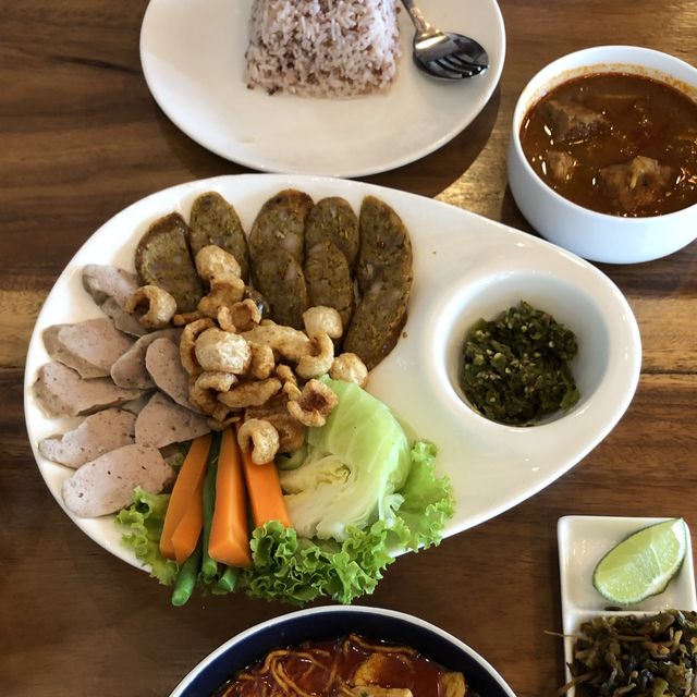 โอรา อาหารเหนือ เชียงราย✨