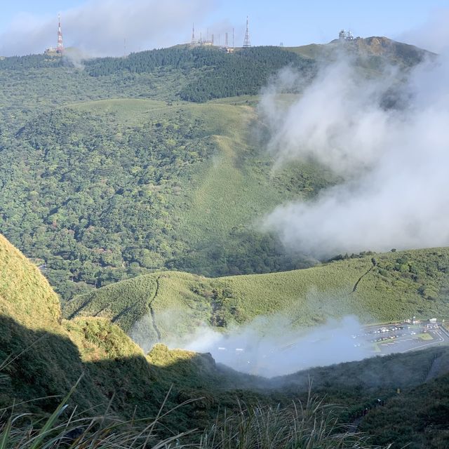 陽明山國家公園｜七星山主峰、東峰🏔我登頂啦～