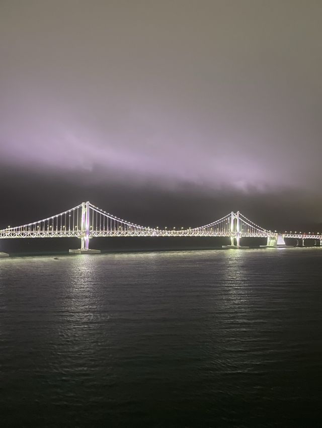 광안대교가 바로 보이는 부산 감성숙소💙