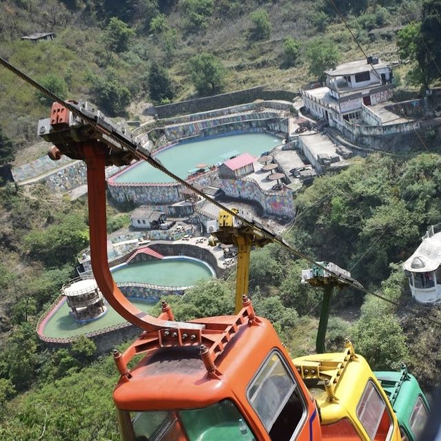 kempty waterfall Mussoorie 