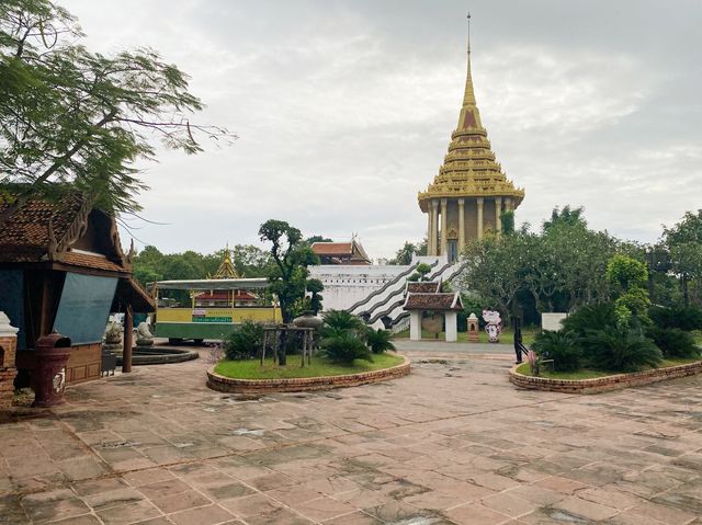 เมืองโบราณ | สมุทรปราการ
