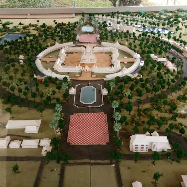 ชวนไปไหว้พระบรมธาตุนาดูน  อ.นาดูน จ.มหาสารคาม