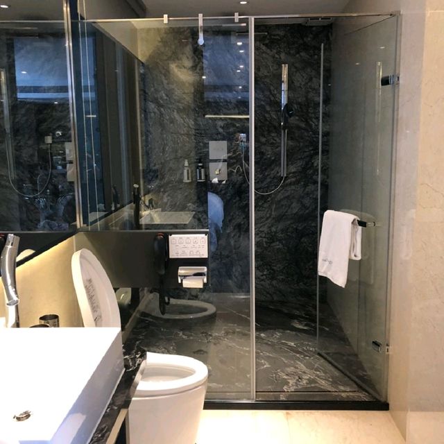 讓我驚艷的樓中樓酒店