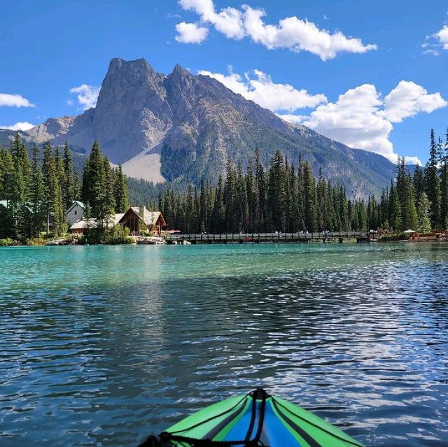 Moments at Emerald Lake Lodge, Colombia