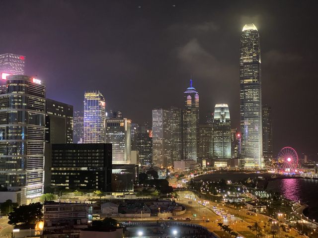 靜水沁園露台海景客房 - 香港君悅酒店