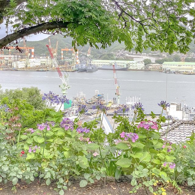 グラバー園中段のあたりの景色と紫陽花