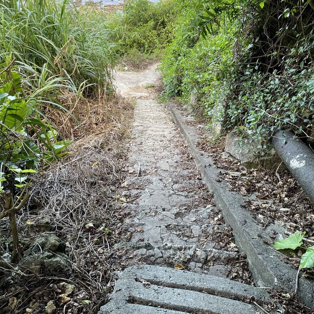 地図にも載っていない、隠れ家的な滝『ギーザバンタの滝』