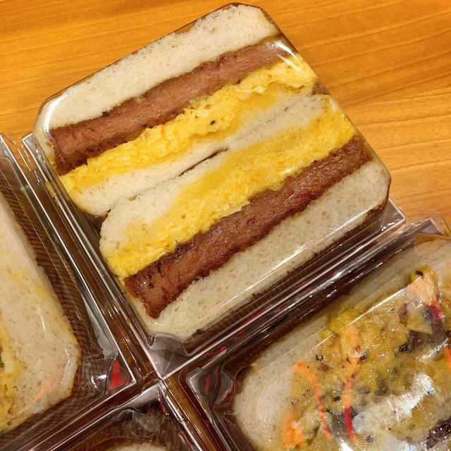 油麻地即整勁量三文治🥪人氣旺盛