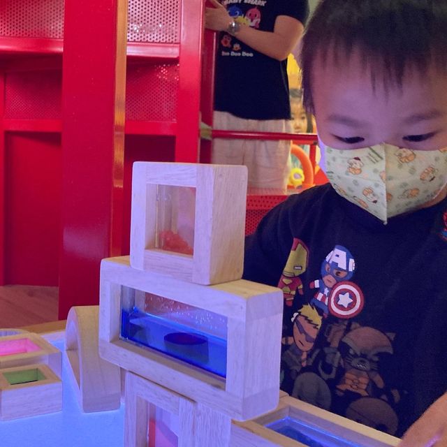 《親子活動～智樂遊戲萬象館 Playright Playscope》