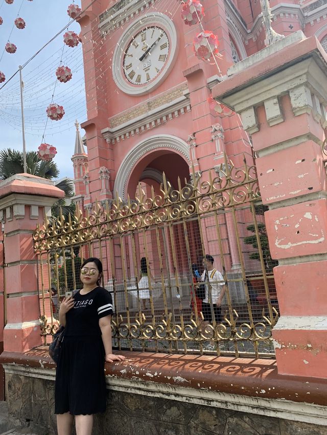핑크공주가 살거 같지만 여기는 성당💖