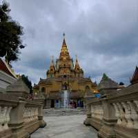 ไหว้พระวัดพุทธาธิวาส จังหวัดยะลา