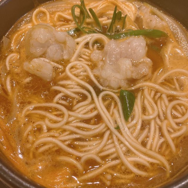 【東京】アツアツホルモンラーメン