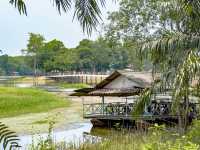 ร้านอาหารพื้นเมืองริมน้ำ จ. สุราษฎร์ธานี