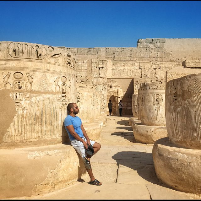 Temple of Medinat Habu - Luxor 