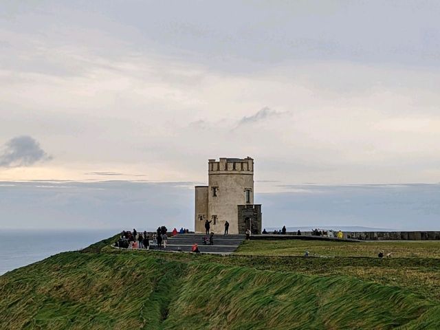 Cliffs of Moher ⛰️😍 Embrace for the flabbergasting nature!