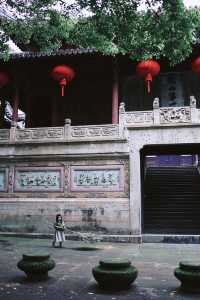 The three sculptures in the Chenghuang Temple in Shaoxing Shengzhou are truly stunning, worthy of being the number one building in Xishan.