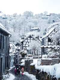 One of Germany's most beautiful town | Monschau's winter wonderland ||