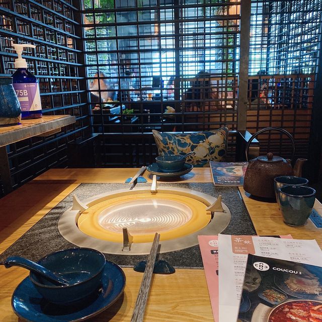 高壓格調的台灣火鍋.湊湊火鍋 高壓格調的台灣火鍋.湊湊火鍋