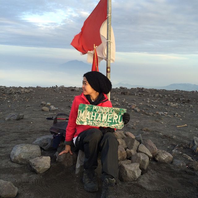 Stunning Semeru (Mount)