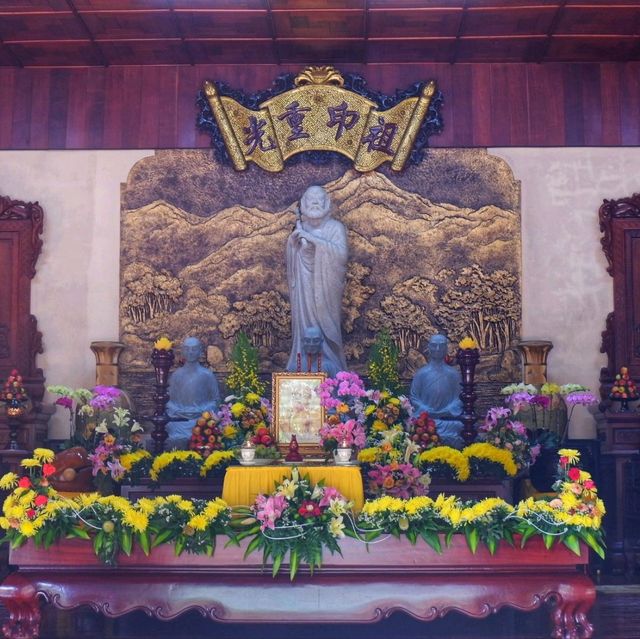 วัดสวยบนเนินเขา 