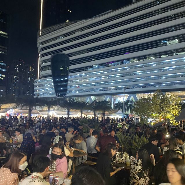 最旺人流—曼谷新夜市景點Jodd Fair