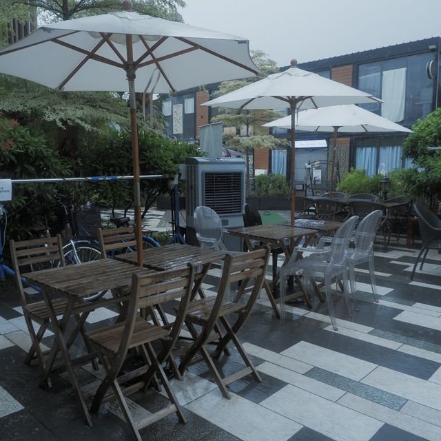 田園Cafe+貓店長，推介超軟霖豬肋排 