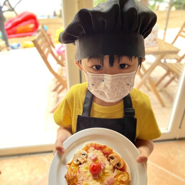 親子餐廳！玩沙灘X整PizzaX嘆美食