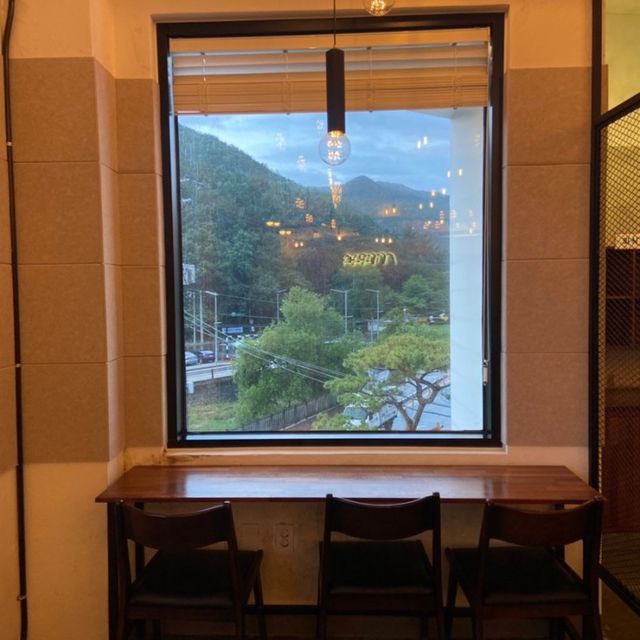 대전 수통골 비올 때 분위기 좋은 “마하”